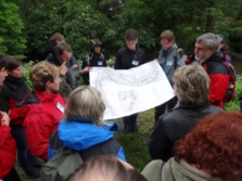 diskuze nad plnem parku (foto: Jana Lacin)